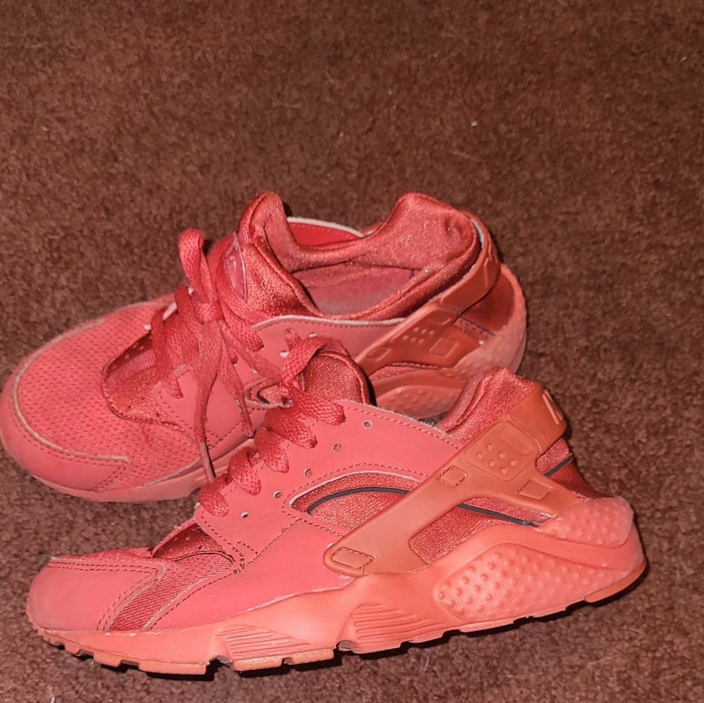 Kids Huraches size 4.5y